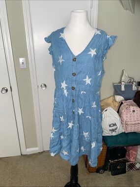 Women’s Blue Star Print Button-Front denim color Dress